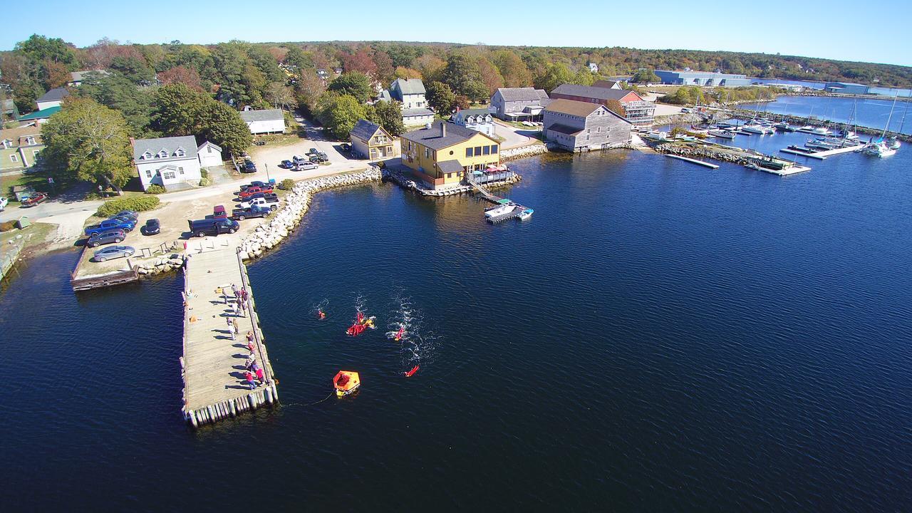 Inner Harbor Inn Шелбърн Екстериор снимка